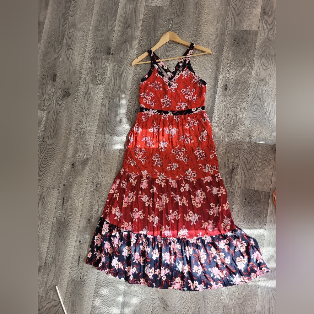 Loft 00p floral maxi dress